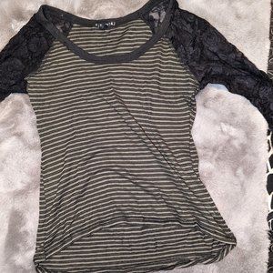 Girls/Juniors Eye Candy Brand Striped Top With Lace Sleeves Size XL
